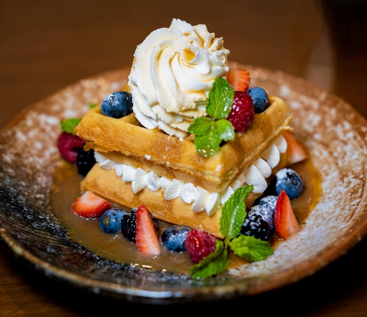 Best Waffles in Brussels: 12 Top Belgian Waffle Spots (2026)