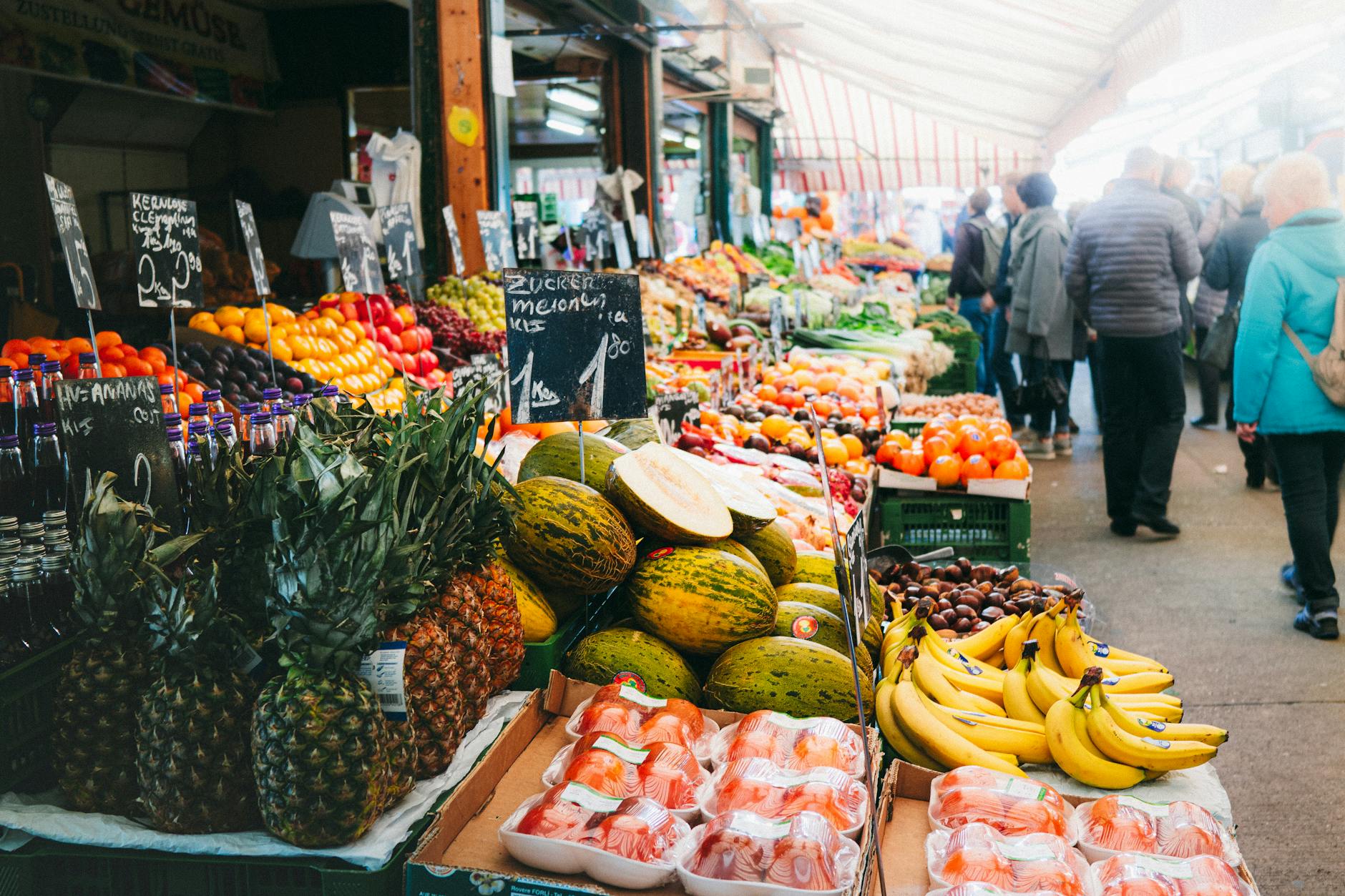 Brussels food guide — fresh produce at a local market showcasing the ingredients behind Belgian cuisine