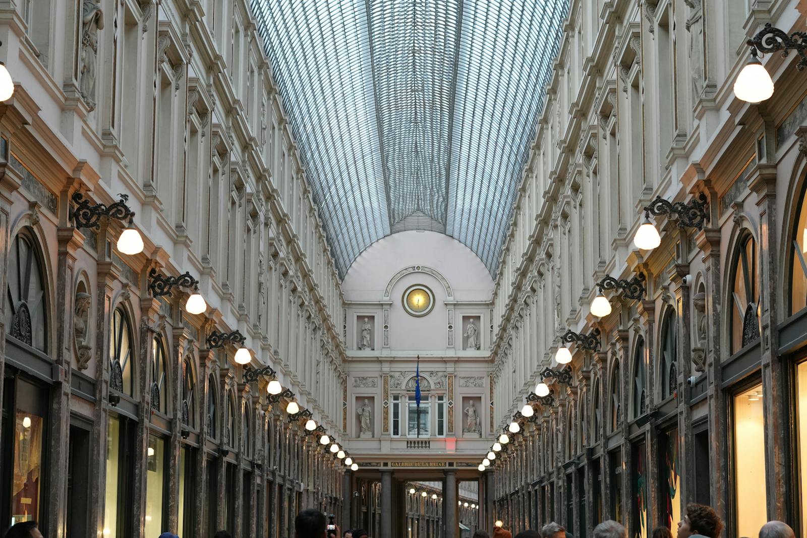 Galeries Royales Saint-Hubert guide — stunning architecture and glass ceiling of Galeries Royales Saint-Hubert in Brussels