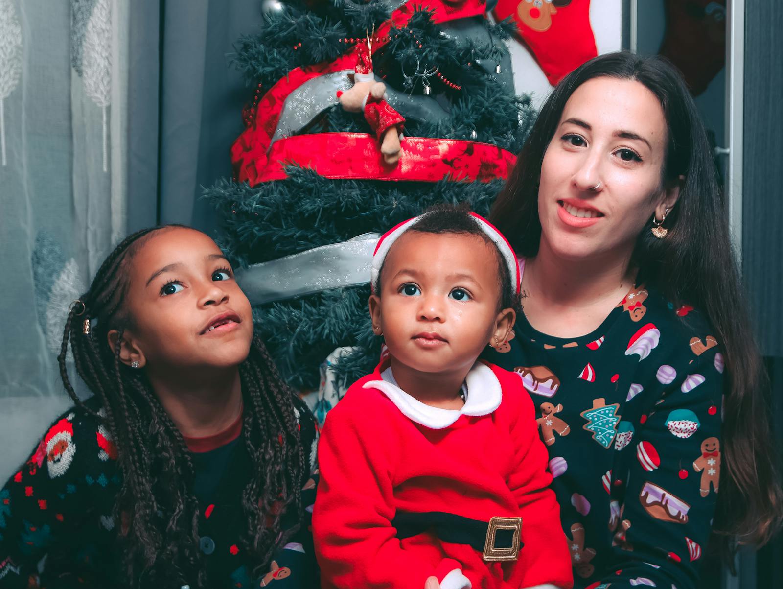Brussels school holiday activities — best Christmas market festive holiday celebration Brussels Winter Wonders with families enjoying