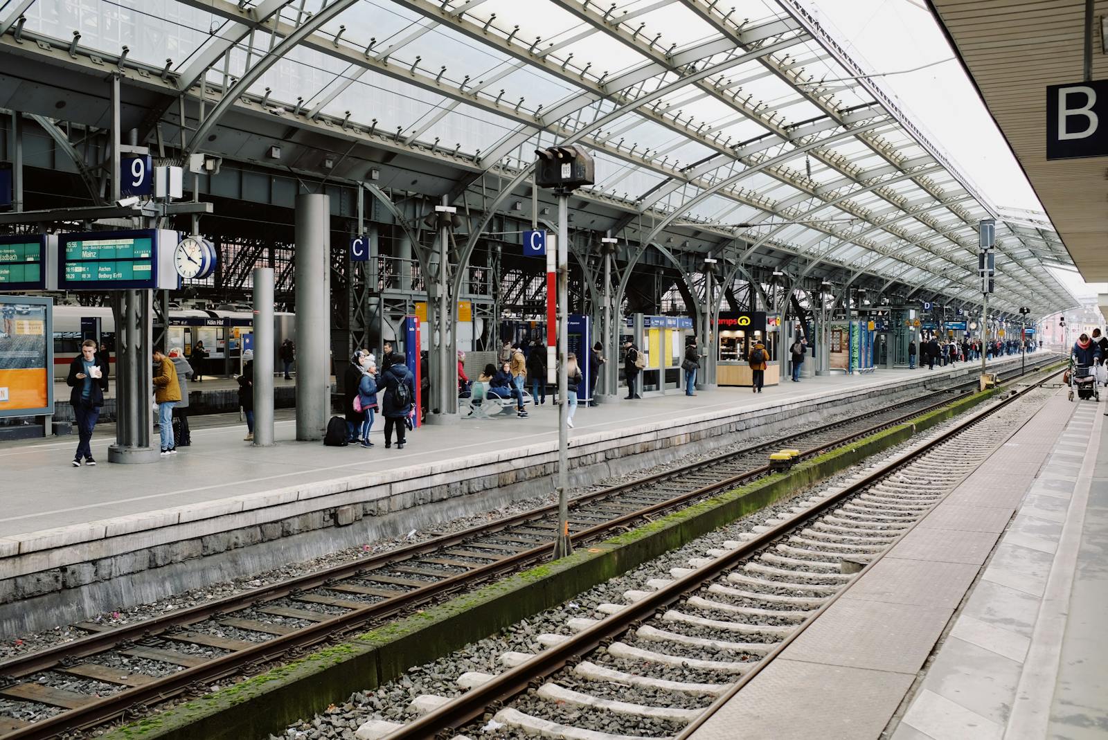 Brussels airport to city centre — best modern train at Brussels Airport Zaventem station platform