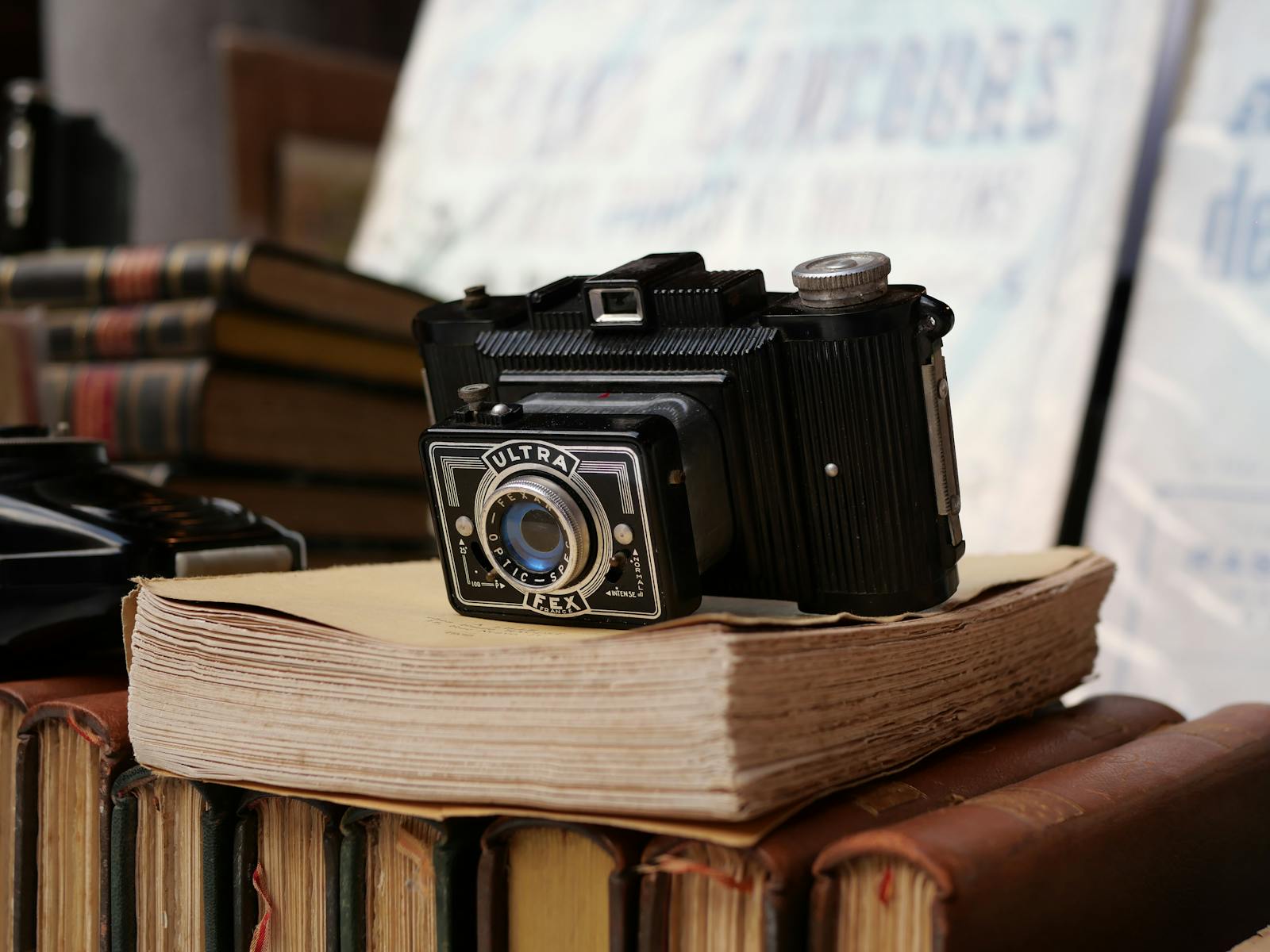Famous Belgians Brussels — best collection of historic photos and books showing Belgian cultural heritage