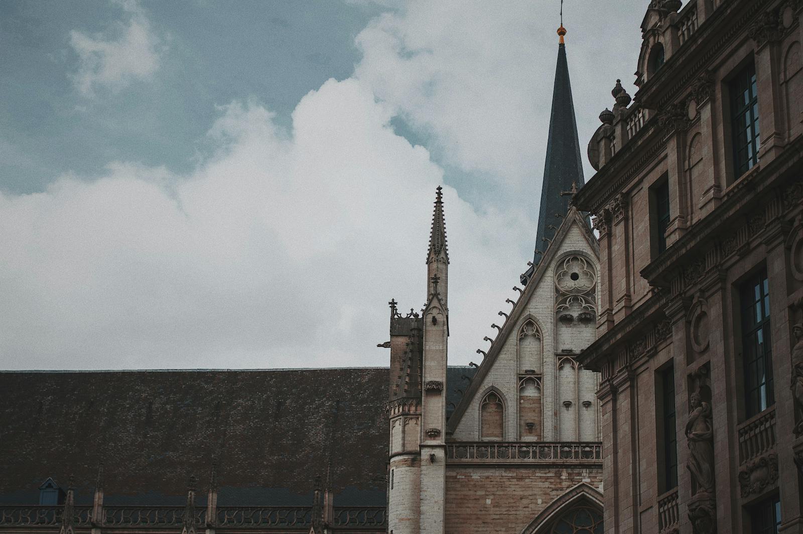 Brussels Churches & Cathedrals 2026 — Complete Architectural Guide